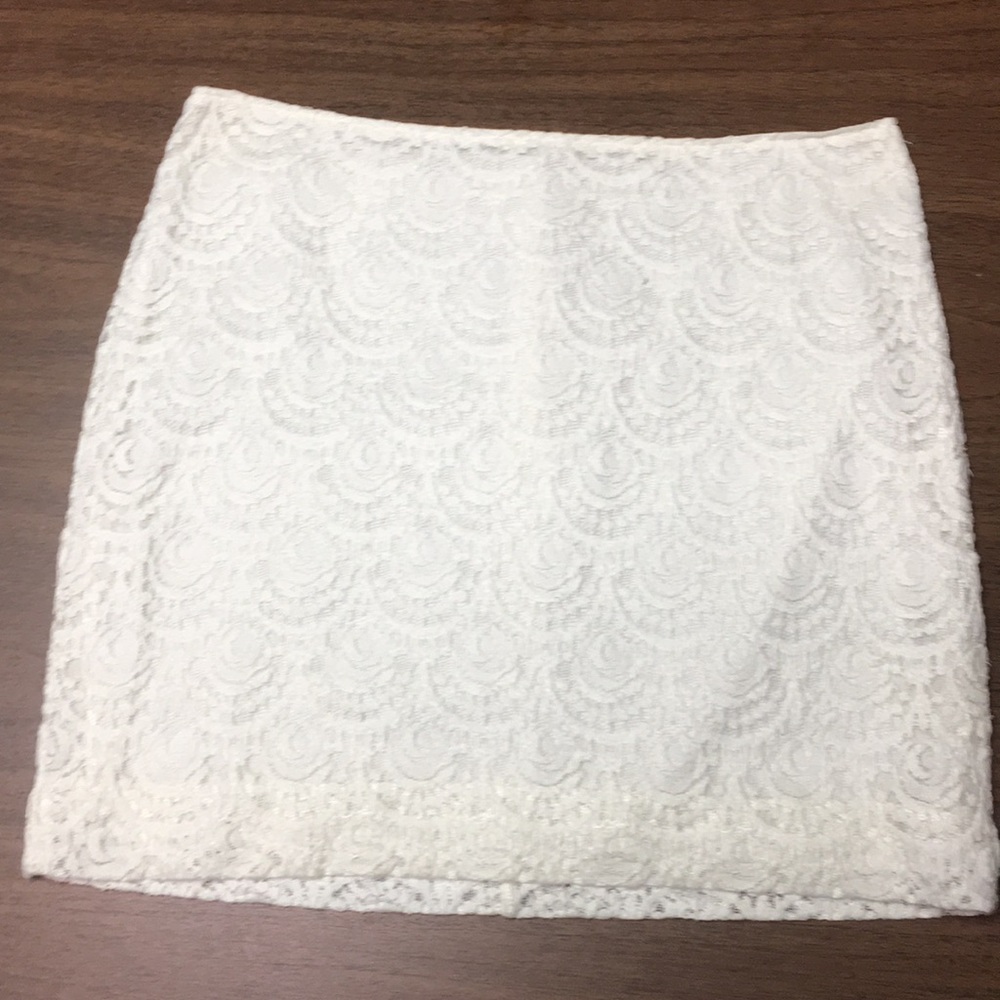 White Banana Republic A line skirt